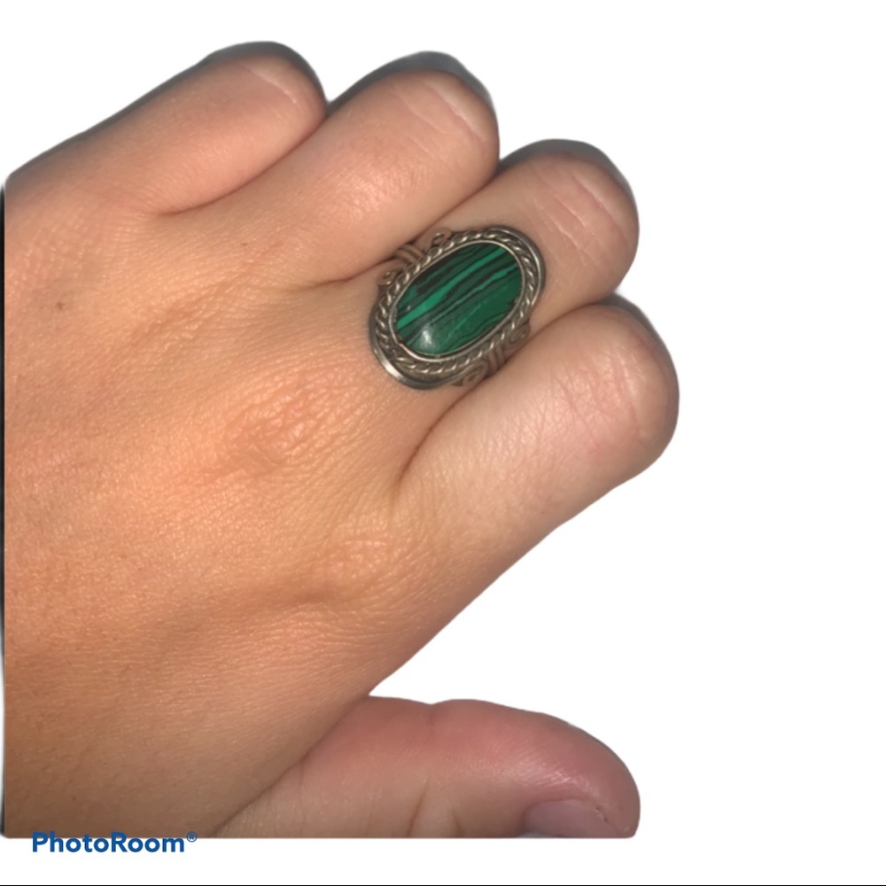 super cute adjustable green waterproof ring
